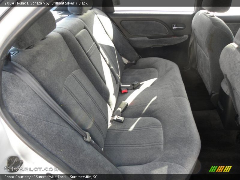 Brilliant Silver / Black 2004 Hyundai Sonata V6