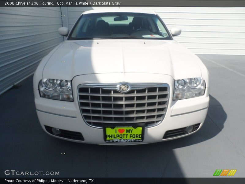 Cool Vanilla White / Dark Slate Gray 2008 Chrysler 300 Touring