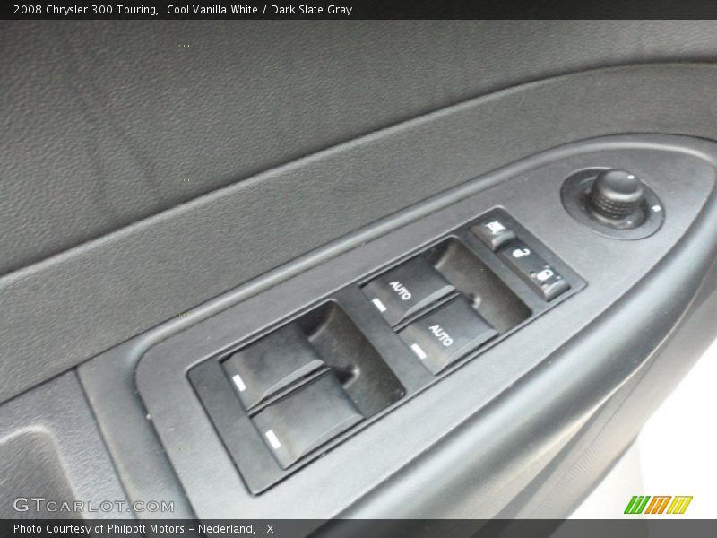 Cool Vanilla White / Dark Slate Gray 2008 Chrysler 300 Touring