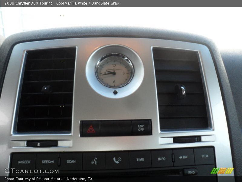 Cool Vanilla White / Dark Slate Gray 2008 Chrysler 300 Touring