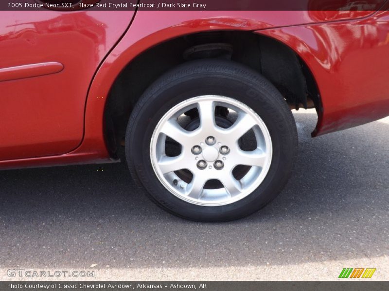 Blaze Red Crystal Pearlcoat / Dark Slate Gray 2005 Dodge Neon SXT