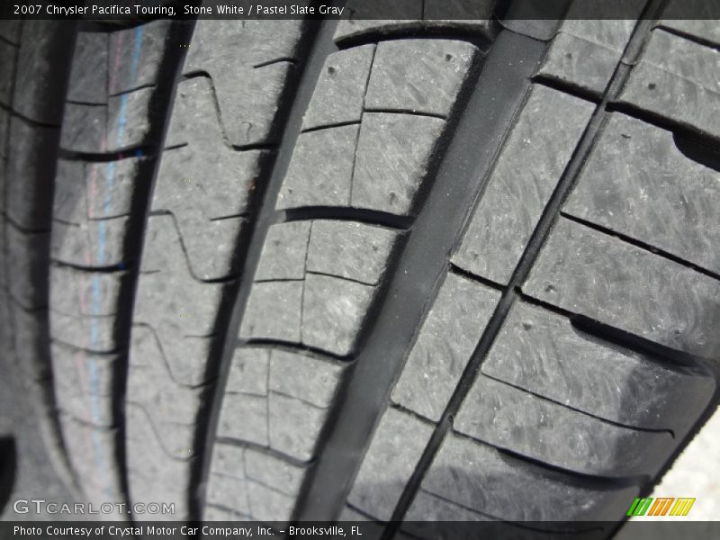 Stone White / Pastel Slate Gray 2007 Chrysler Pacifica Touring