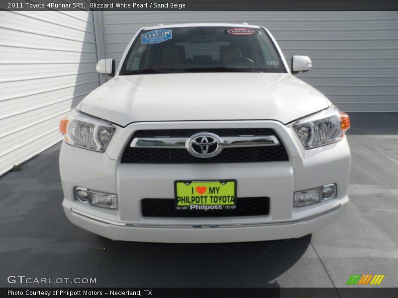 Blizzard White Pearl / Sand Beige 2011 Toyota 4Runner SR5
