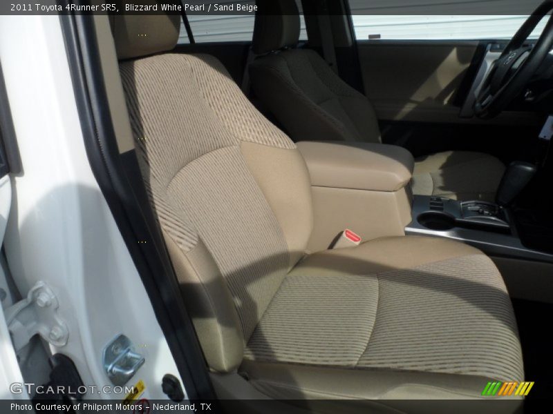 Blizzard White Pearl / Sand Beige 2011 Toyota 4Runner SR5