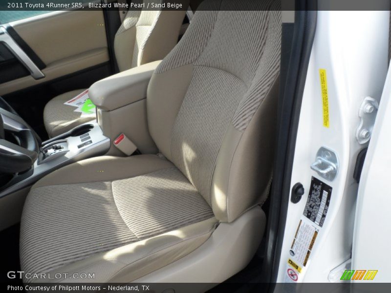 Blizzard White Pearl / Sand Beige 2011 Toyota 4Runner SR5