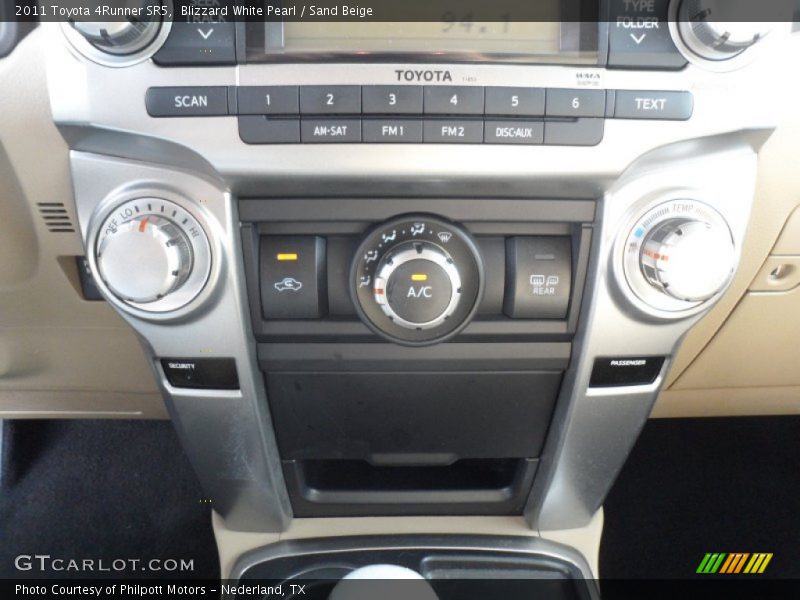 Blizzard White Pearl / Sand Beige 2011 Toyota 4Runner SR5