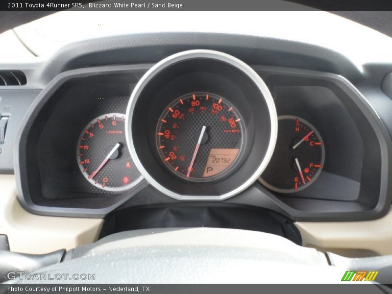 Blizzard White Pearl / Sand Beige 2011 Toyota 4Runner SR5