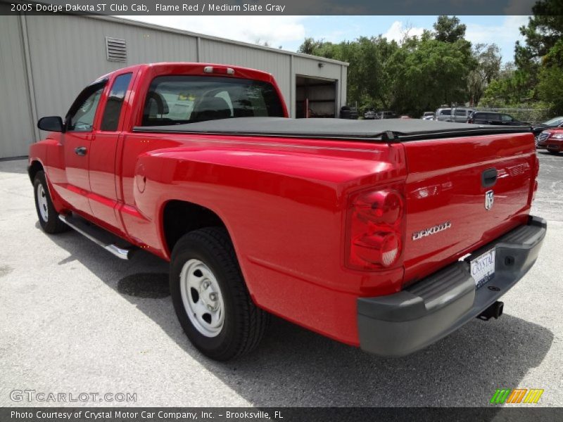 Flame Red / Medium Slate Gray 2005 Dodge Dakota ST Club Cab