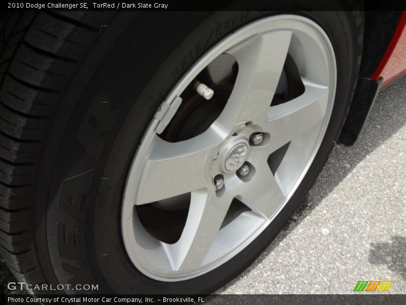 TorRed / Dark Slate Gray 2010 Dodge Challenger SE