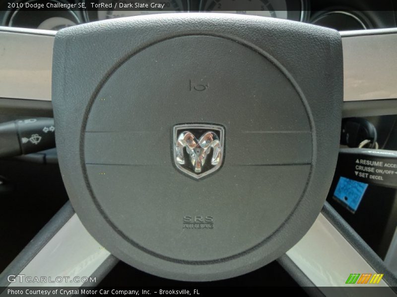 TorRed / Dark Slate Gray 2010 Dodge Challenger SE
