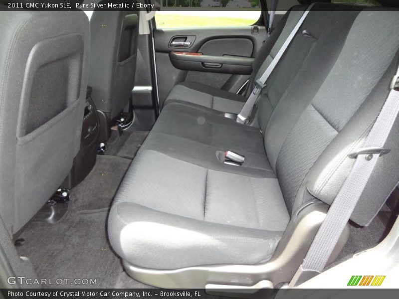 Pure Silver Metallic / Ebony 2011 GMC Yukon SLE