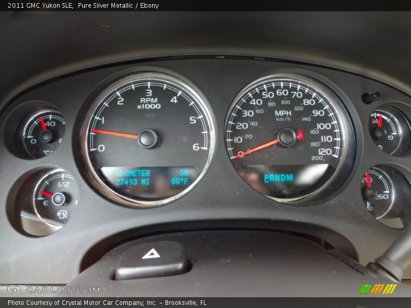Pure Silver Metallic / Ebony 2011 GMC Yukon SLE