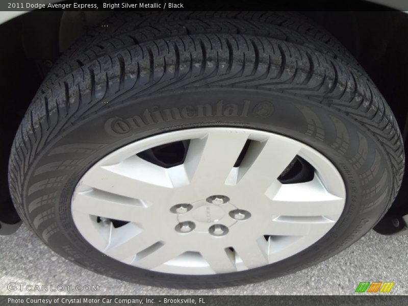Bright Silver Metallic / Black 2011 Dodge Avenger Express