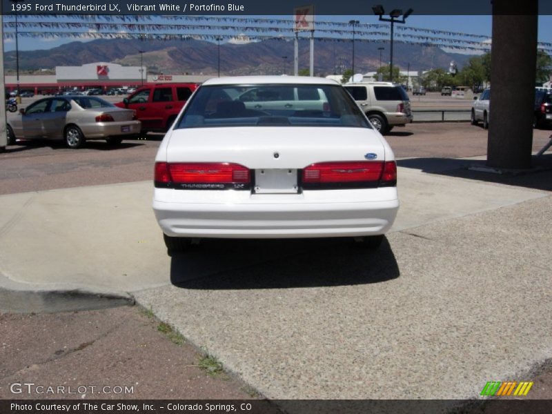 Vibrant White / Portofino Blue 1995 Ford Thunderbird LX