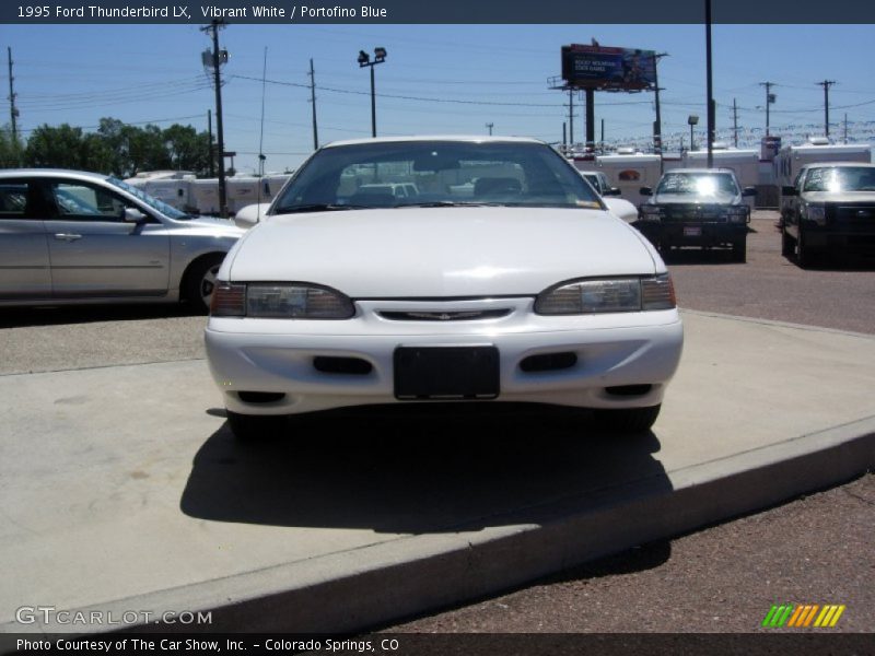 Vibrant White / Portofino Blue 1995 Ford Thunderbird LX