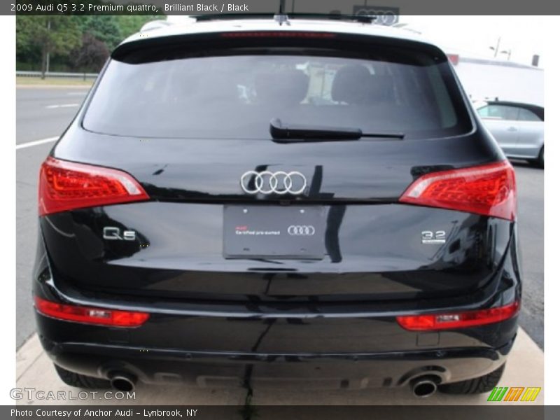 Brilliant Black / Black 2009 Audi Q5 3.2 Premium quattro