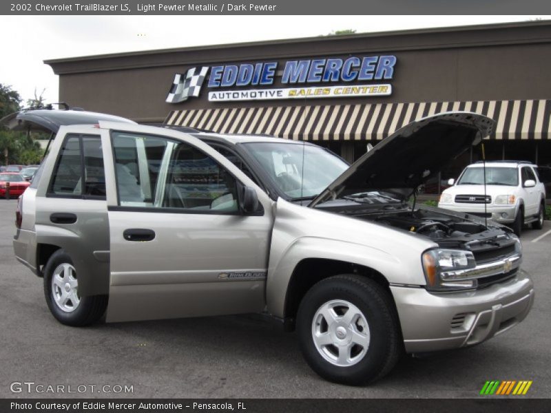 Light Pewter Metallic / Dark Pewter 2002 Chevrolet TrailBlazer LS
