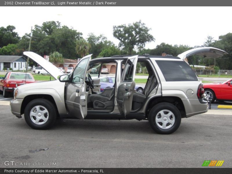 Light Pewter Metallic / Dark Pewter 2002 Chevrolet TrailBlazer LS
