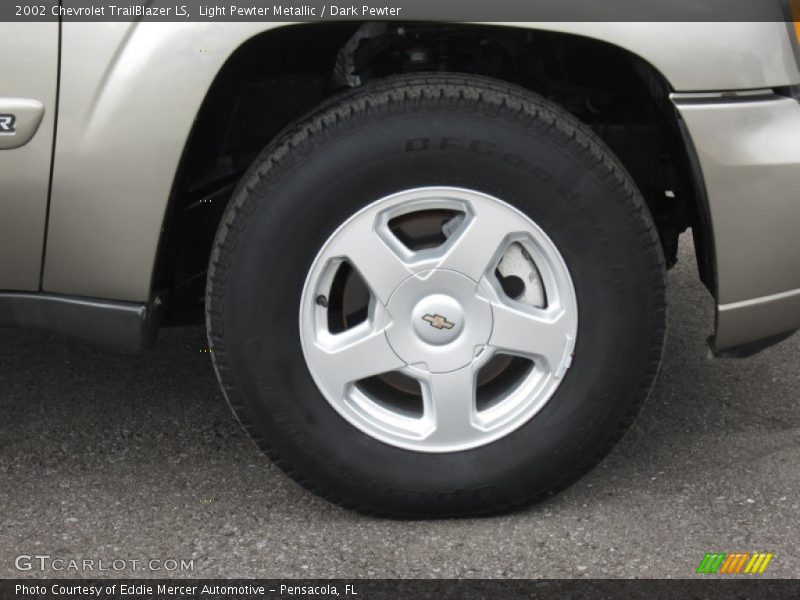 Light Pewter Metallic / Dark Pewter 2002 Chevrolet TrailBlazer LS