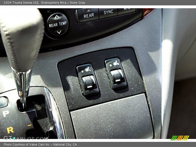 Stratosphere Mica / Stone Gray 2004 Toyota Sienna XLE