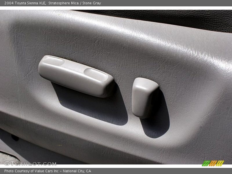 Stratosphere Mica / Stone Gray 2004 Toyota Sienna XLE