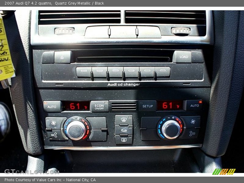Quartz Grey Metallic / Black 2007 Audi Q7 4.2 quattro
