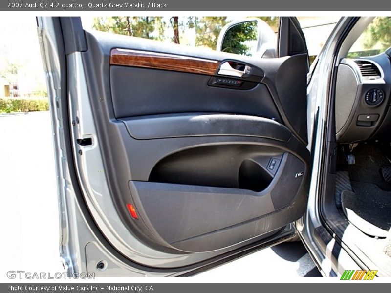 Quartz Grey Metallic / Black 2007 Audi Q7 4.2 quattro