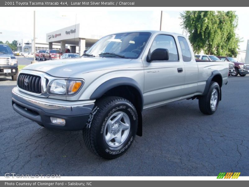 Lunar Mist Silver Metallic / Charcoal 2001 Toyota Tacoma Xtracab 4x4