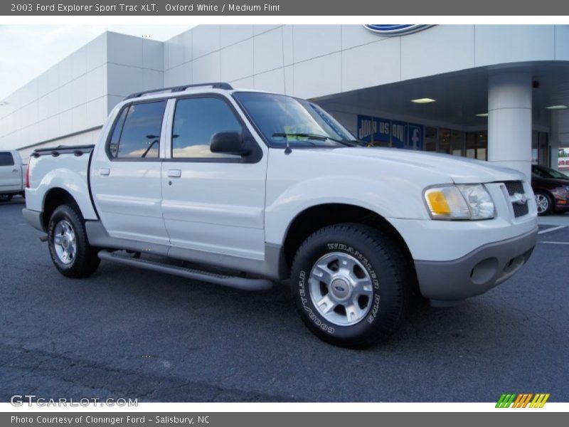 Oxford White / Medium Flint 2003 Ford Explorer Sport Trac XLT