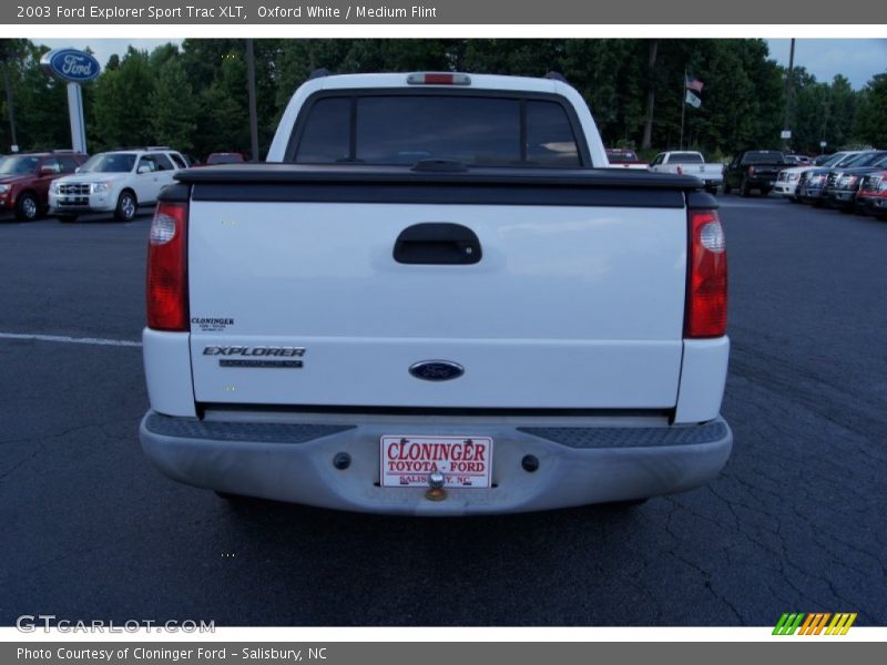 Oxford White / Medium Flint 2003 Ford Explorer Sport Trac XLT