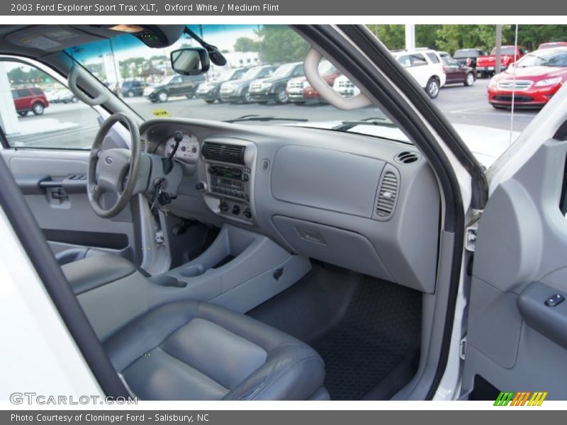 Oxford White / Medium Flint 2003 Ford Explorer Sport Trac XLT