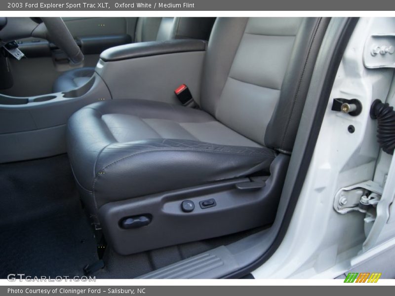 Oxford White / Medium Flint 2003 Ford Explorer Sport Trac XLT