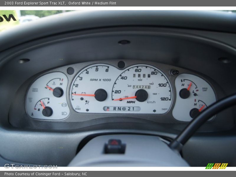 Oxford White / Medium Flint 2003 Ford Explorer Sport Trac XLT