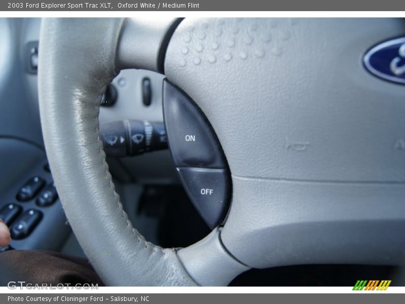 Oxford White / Medium Flint 2003 Ford Explorer Sport Trac XLT
