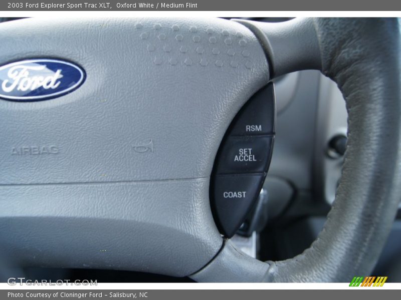 Oxford White / Medium Flint 2003 Ford Explorer Sport Trac XLT