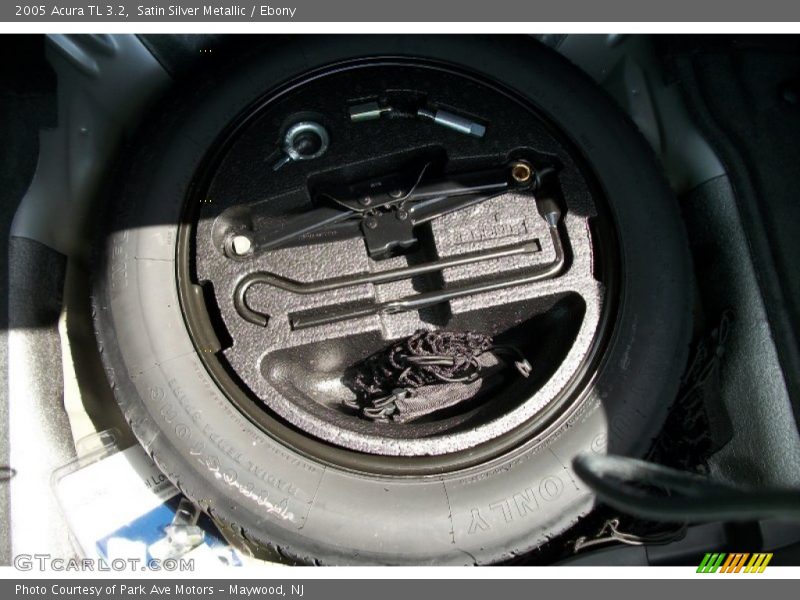 Satin Silver Metallic / Ebony 2005 Acura TL 3.2