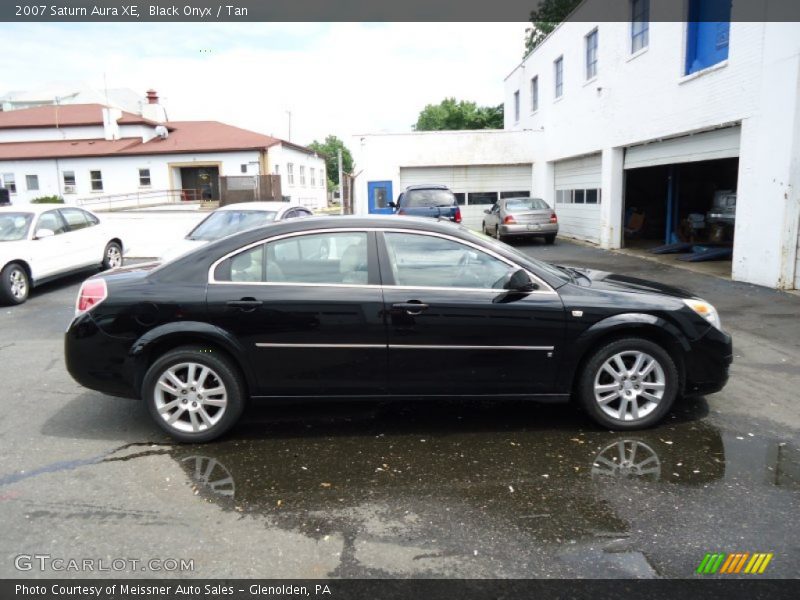 Black Onyx / Tan 2007 Saturn Aura XE