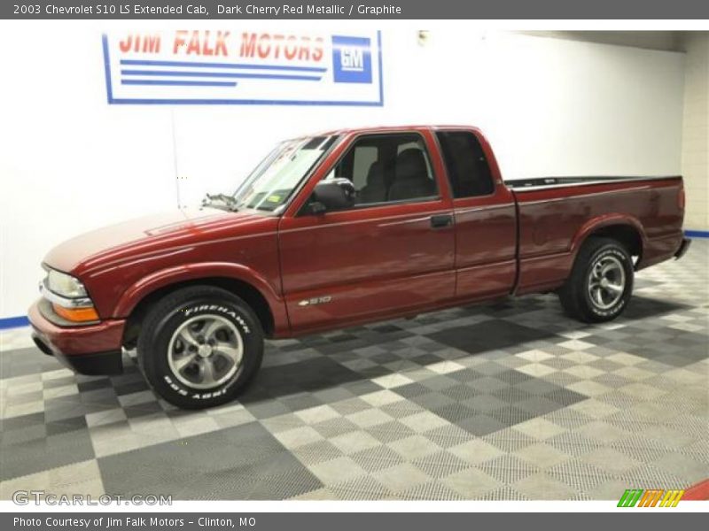 Dark Cherry Red Metallic / Graphite 2003 Chevrolet S10 LS Extended Cab