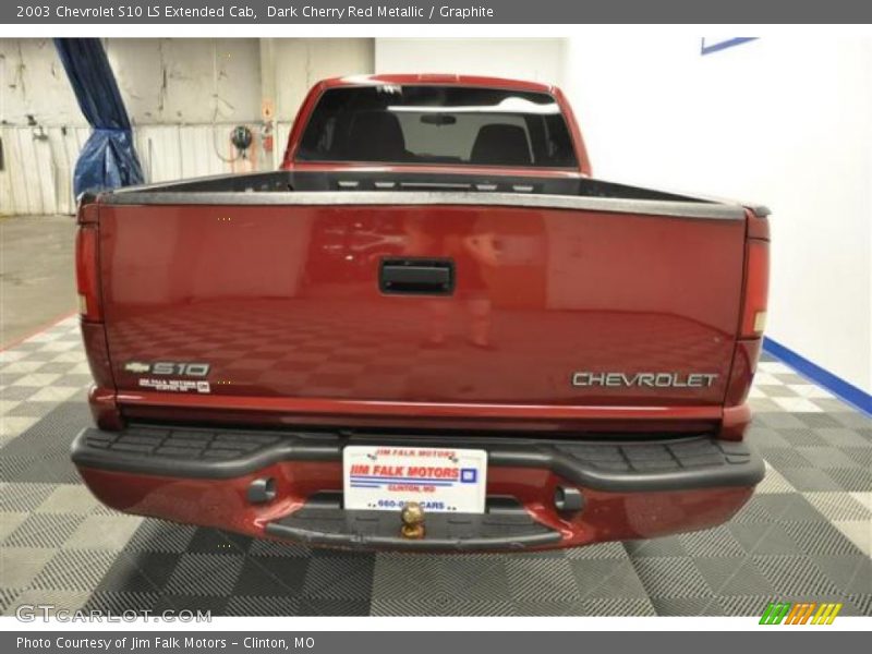 Dark Cherry Red Metallic / Graphite 2003 Chevrolet S10 LS Extended Cab