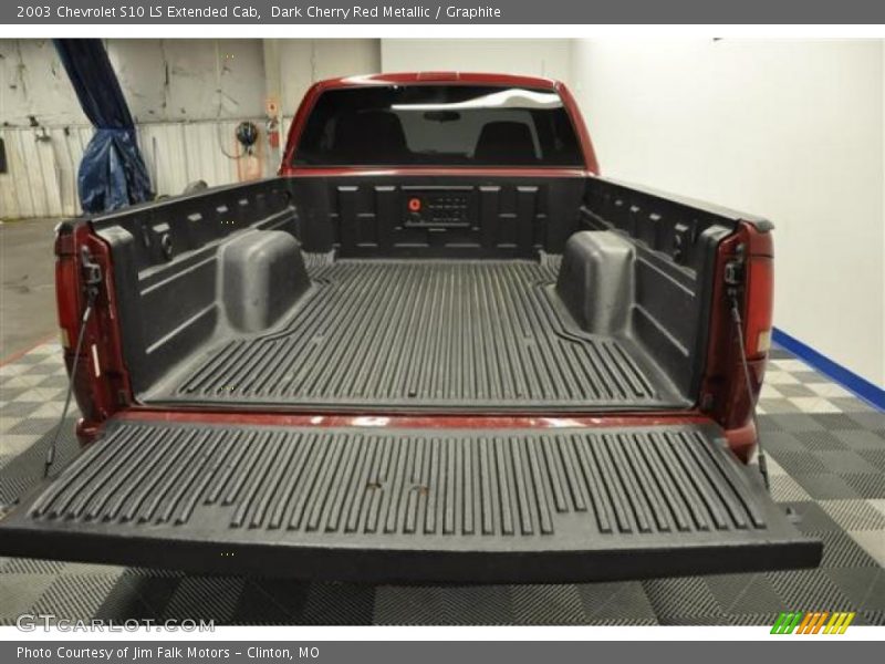 Dark Cherry Red Metallic / Graphite 2003 Chevrolet S10 LS Extended Cab