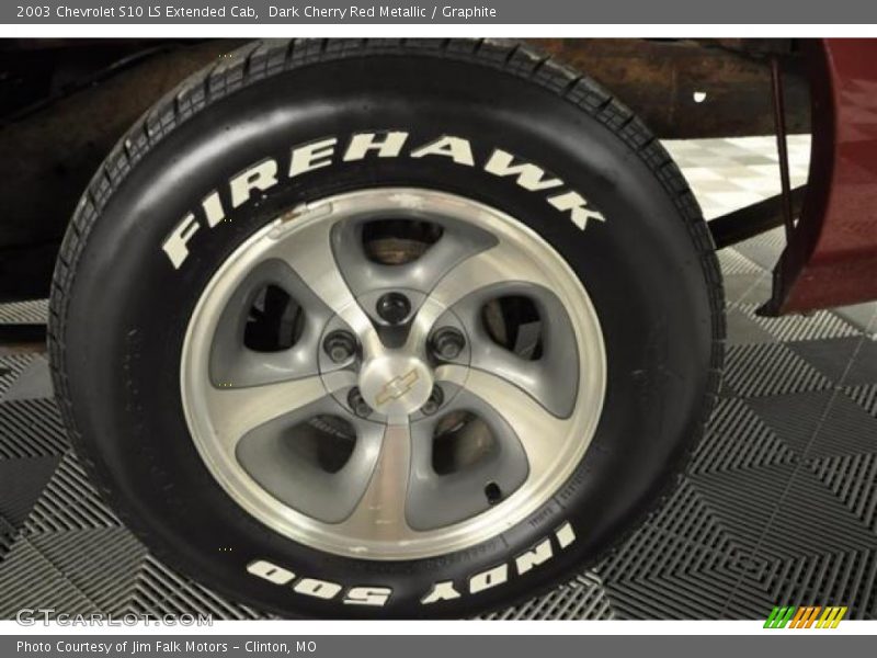 Dark Cherry Red Metallic / Graphite 2003 Chevrolet S10 LS Extended Cab