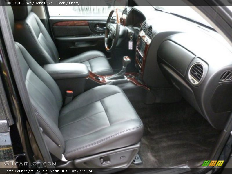Black / Ebony 2009 GMC Envoy Denali 4x4