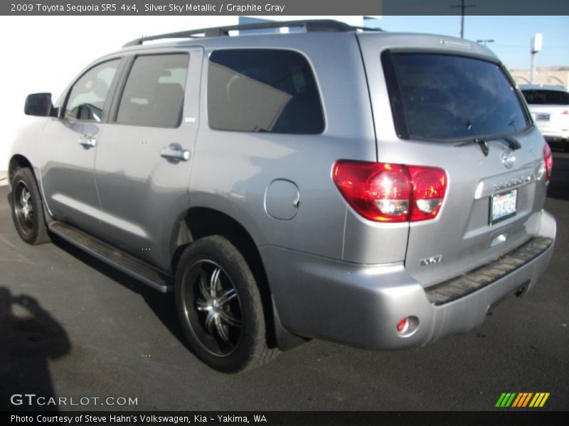 Silver Sky Metallic / Graphite Gray 2009 Toyota Sequoia SR5 4x4