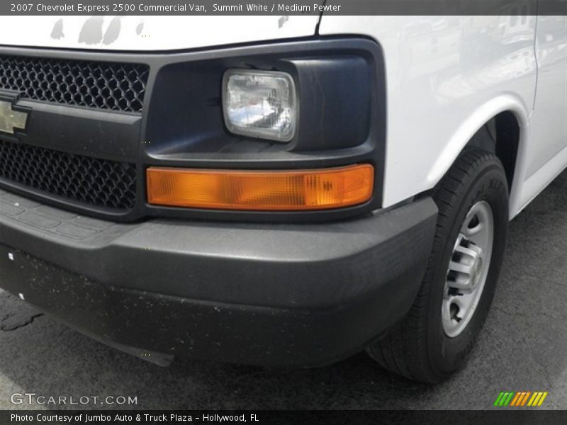 Summit White / Medium Pewter 2007 Chevrolet Express 2500 Commercial Van
