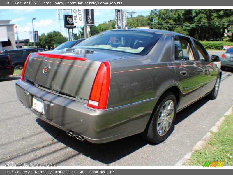 Tuscan Bronze ChromFlair / Shale/Cocoa Accents 2011 Cadillac DTS