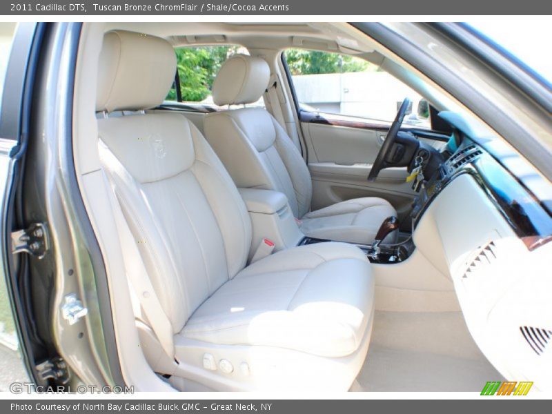 Tuscan Bronze ChromFlair / Shale/Cocoa Accents 2011 Cadillac DTS