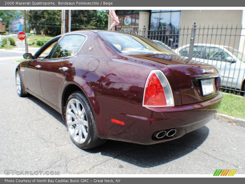 Bordeaux Pontevecchio / Beige 2006 Maserati Quattroporte