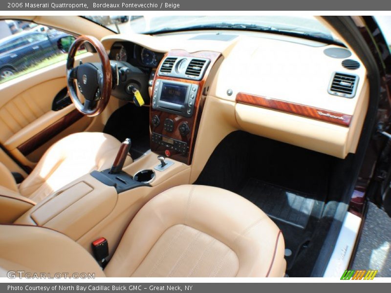 Dashboard of 2006 Quattroporte 