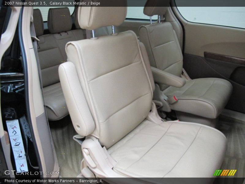  2007 Quest 3.5 Beige Interior