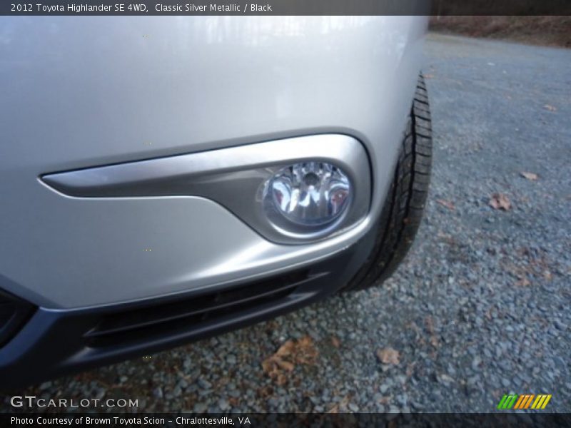 Classic Silver Metallic / Black 2012 Toyota Highlander SE 4WD